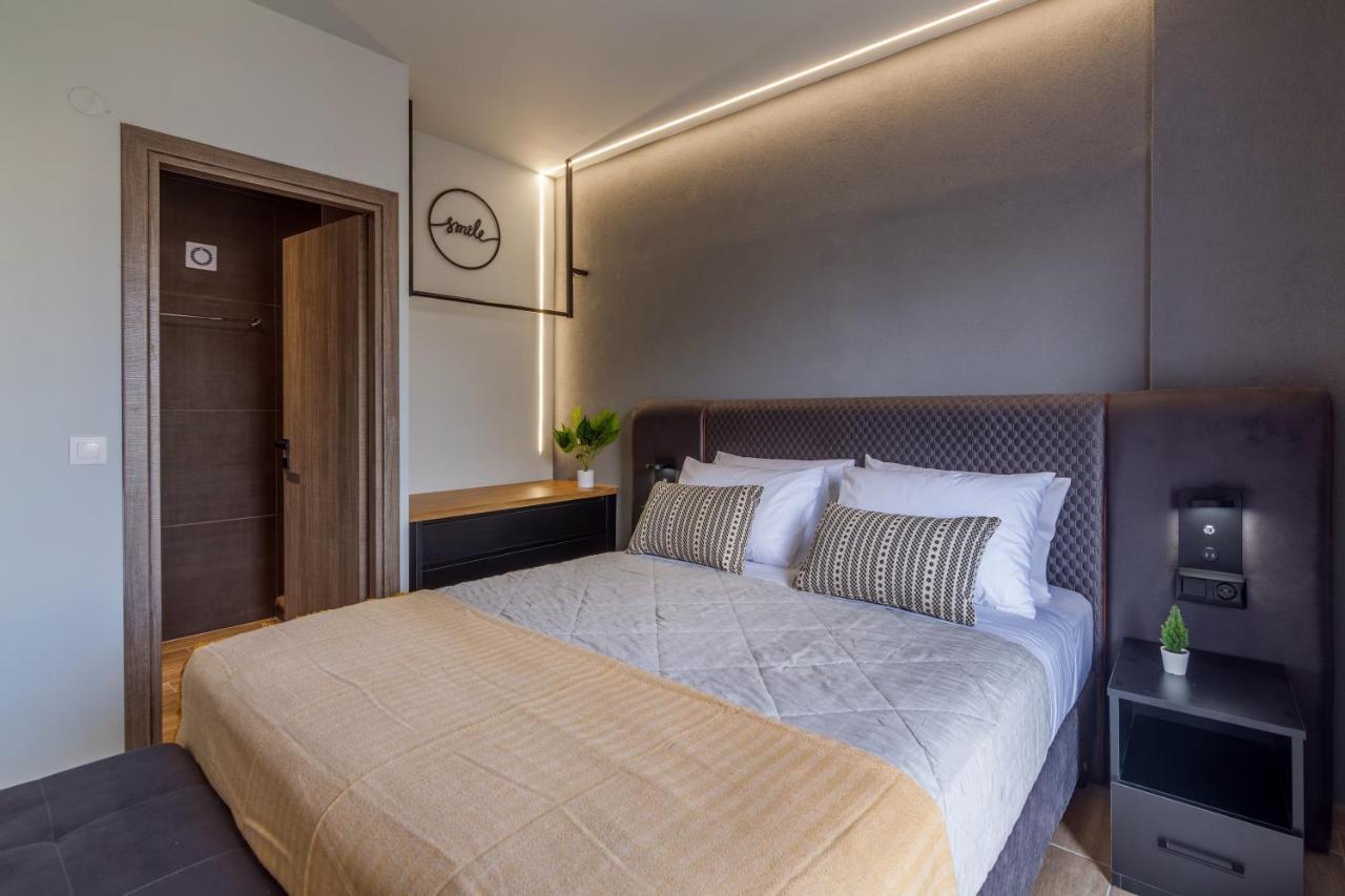 Raise Kornarou City Stay Heraklion Exteriör bild